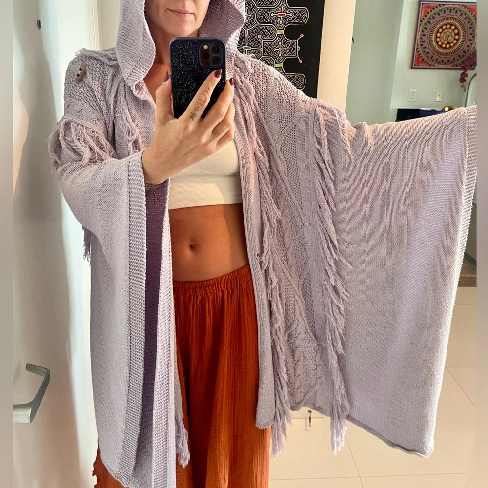 Violet Poncho - Picture 4 of 5
